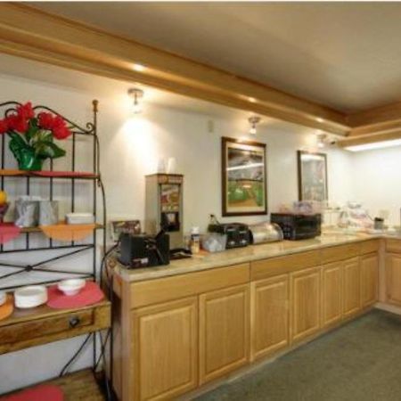 Americas Best Value Inn Oklahoma City South Dış mekan fotoğraf